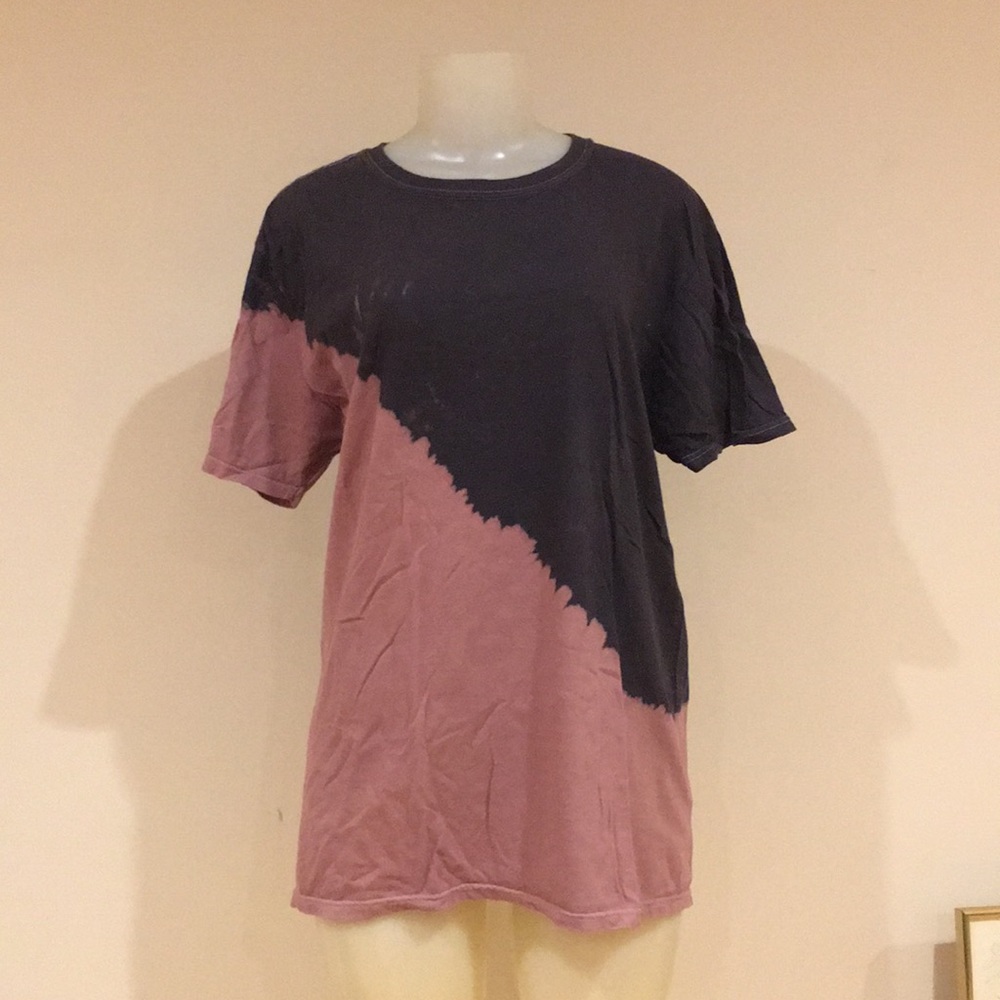 STYLIST T-Shirt